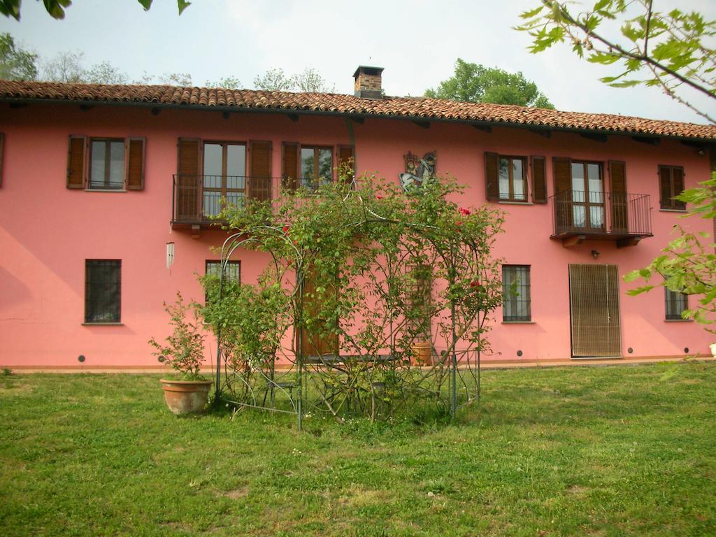 Cascina Nel Bosco Bed & Breakfast Moncucco Torinese Exterior photo